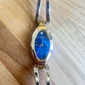 Armitron diamond now ladies oval blue dial dress watch NEW BATTERY